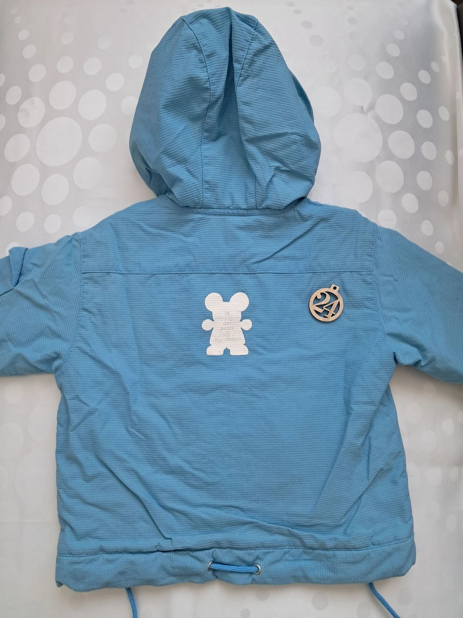Manteau impermeável leve tamanho 24meses – photo 5
